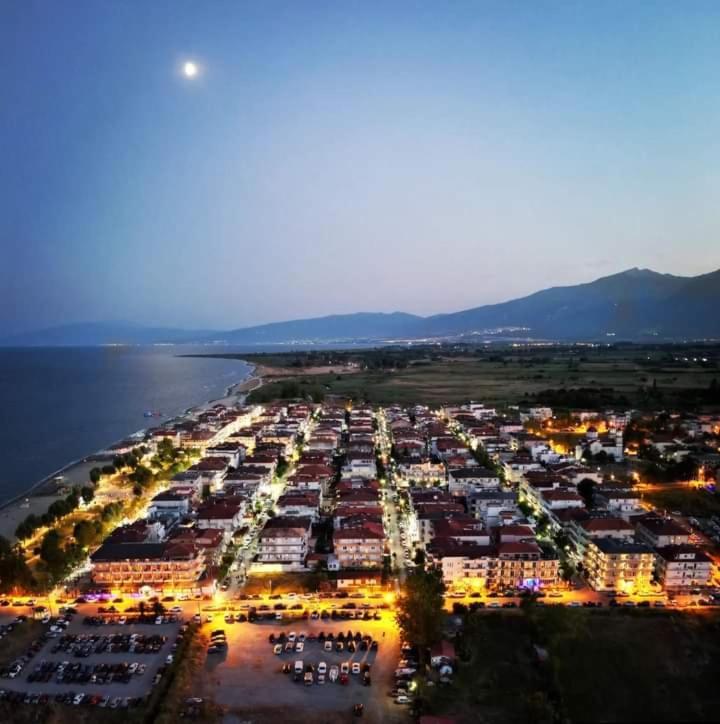Villa Konstantinos Olympiakí Aktí 外观 照片